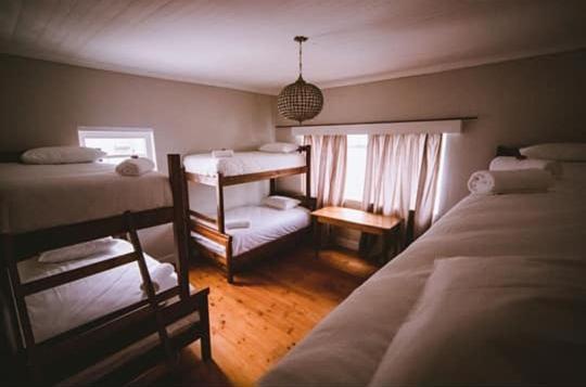 Barrel And Blues Inn Свеллендам Экстерьер фото